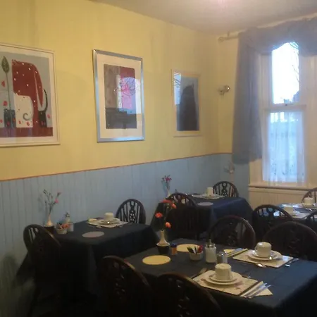 Cleasewood Guest House-2