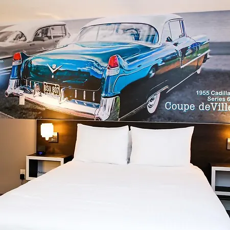 Cadillac Motel Niagara-3