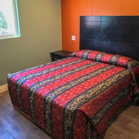 Highland Park Motel-2