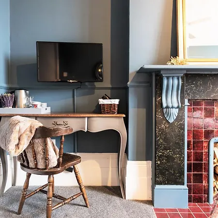 Summerfield Pub & Boutique Rooms-2