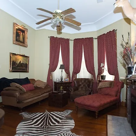 1896 O'Malley House-3