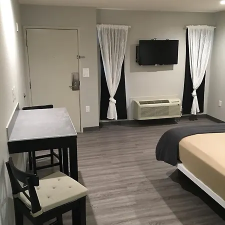 Crystal Inn-2