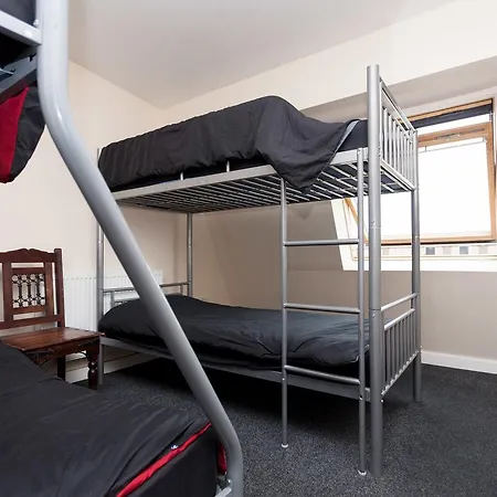 Budget Hostel-3