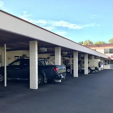 Cairns Motor Inn-3