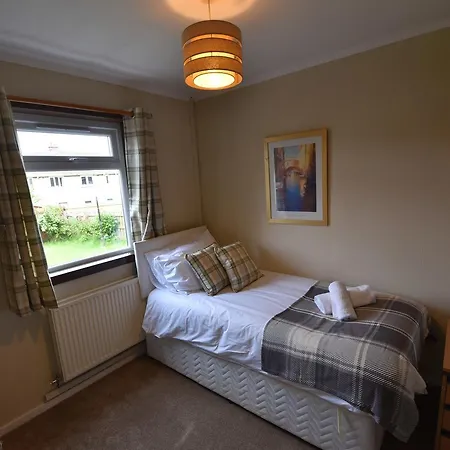 Lasswade Road House-2