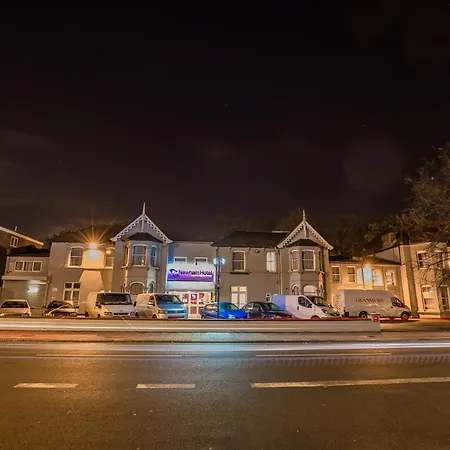 Newham Hotel-3