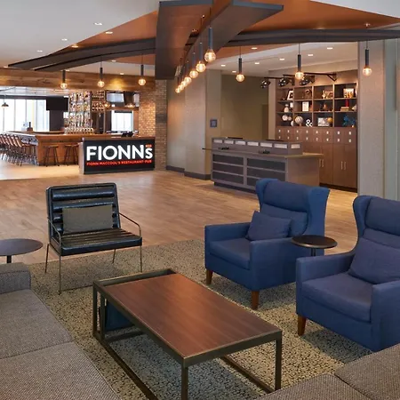 Four Points By Sheraton Toronto Airport East-2