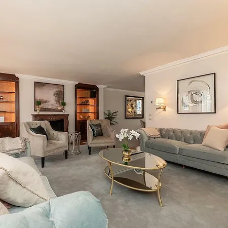 Aval Stunning 6-Bed House Near Harrods In Knightsbridge-2