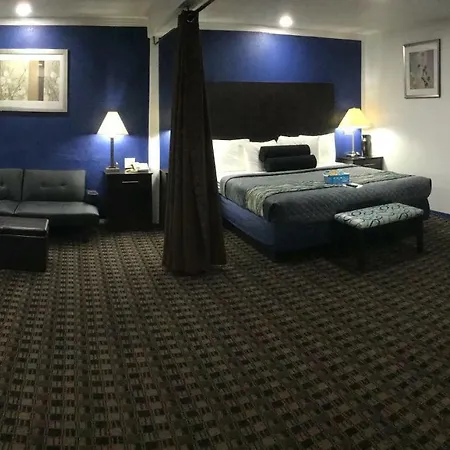 Budget Inn & Suites-3