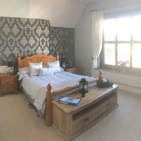 Ty Mynydd Lodge-3