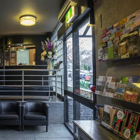 Albert Heights Serviced Apartments-3