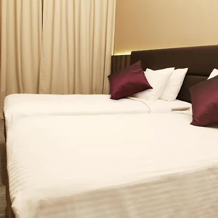 Aqueen Hotel Paya Lebar-3
