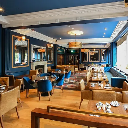 Gleesons Townhouse Booterstown-3