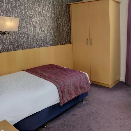 Sure Hotel By Best Western Aberdeen-3