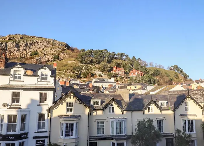 Livingstone House Villa Llandudno