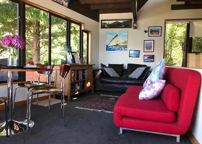 Crows Nest - Queenstown Holiday Home