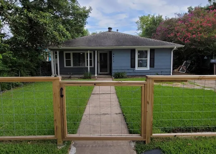 The Harby Street House - Close To U Of H, Stadiums, Downtown, Med Center Houston