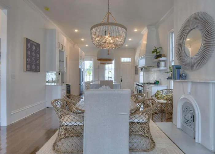 The White House Galveston Historic Luxury Near Cruise Ports Perfect For Weddings And Families Villa