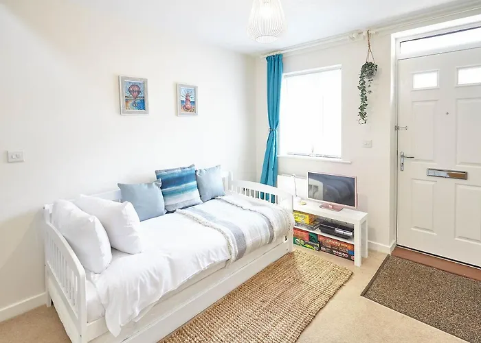 Host & Stay - Coach House Retreat Whitby