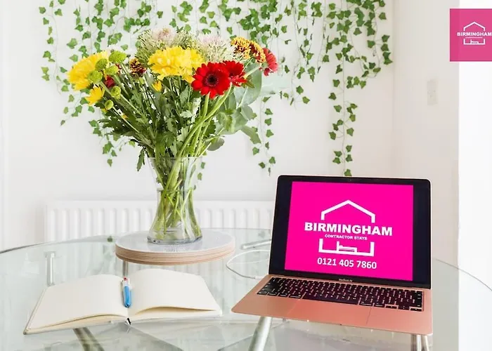 B18 Hockley-5 Bedroom Townhouse - 9 Beds, 2 Bathroomss With Driveway Birmingham