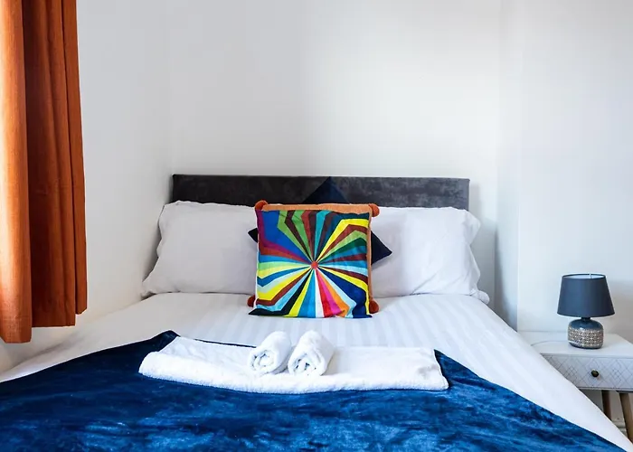 M18 Abbey Hey Guesthouse Manchester