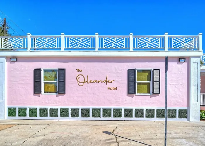 Room 3 Oleander Hotel Family-Friendly Galveston Hotel 1 Mile From Beach