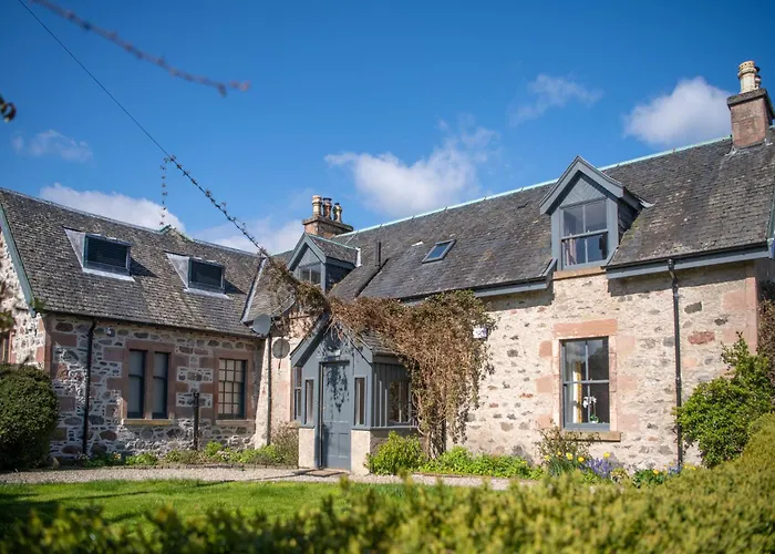 The Cottage, The Loch Ness Cottage Collection Inverness