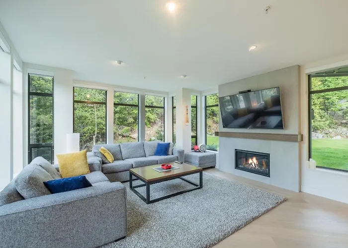 Ravencrest By Outpost Whistler Villa