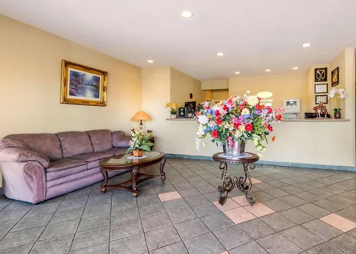 Econo Lodge Colorado Springs Near Airport