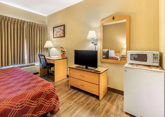 Econo Lodge Colorado Springs Near Airport