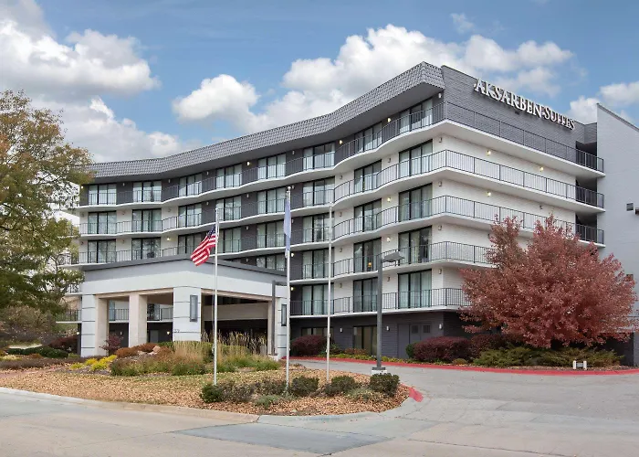 Aksarben Suites Trademark Collection By Wyndham Omaha
