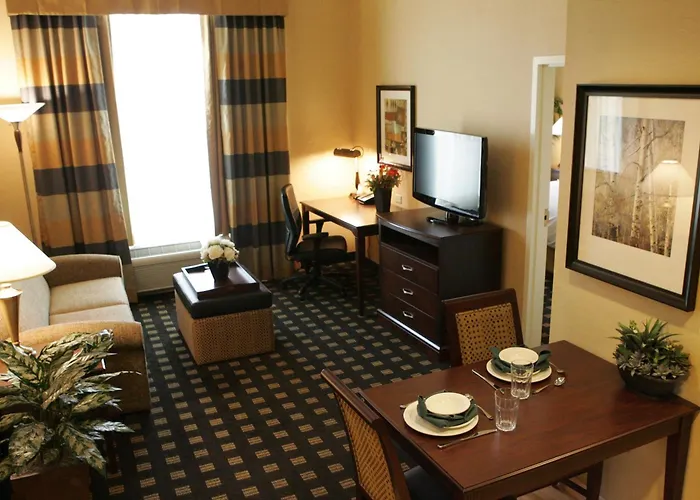 Homewood Suites By Hilton Toronto Airport Corporate Centre