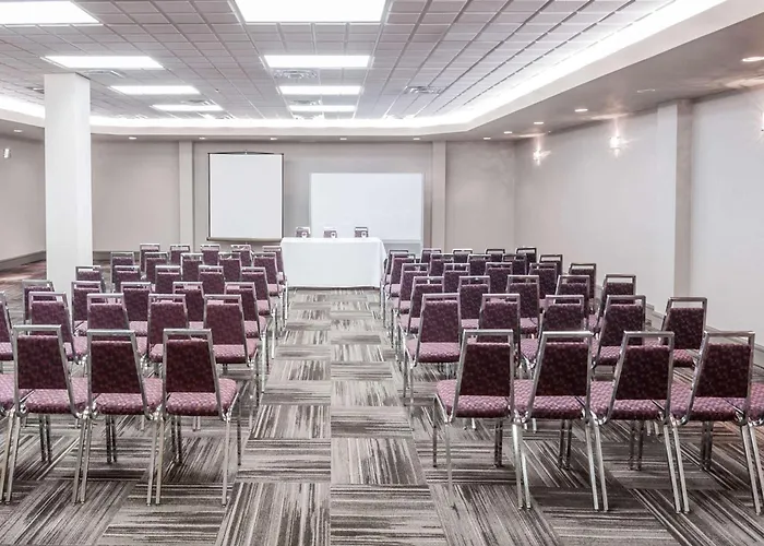 Hotels with Free ParkingRamada By Wyndham Edmonton South