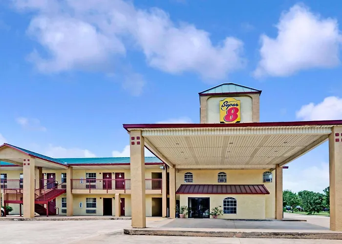 Super 8 By Wyndham Dallas South Duncanville