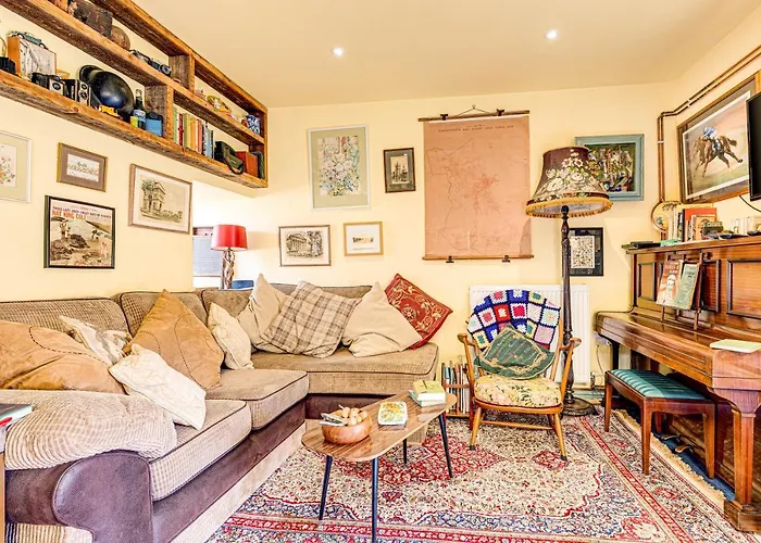 Family Country Cottage With A Private Valley View Scarborough