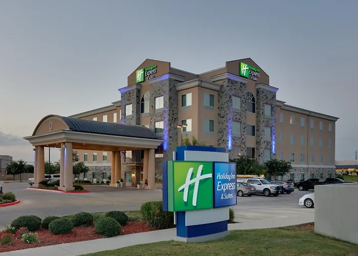 Holiday Inn Express & Suites San Antonio - Brooks City Base By Ihg