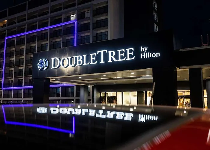 Doubletree By Hilton Calgary North Hotel