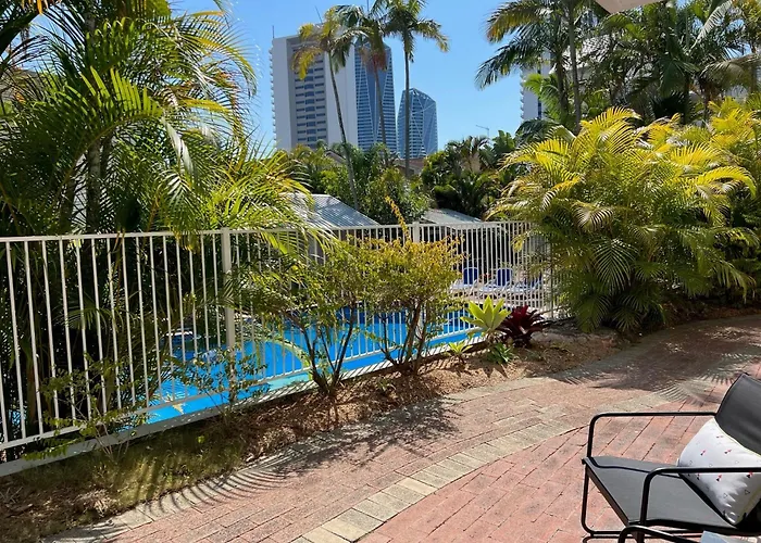 Cascade Gardens Apartments Gold Coast