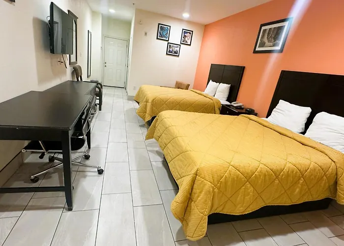 Pecan Valley Inn & Suites San Antonio