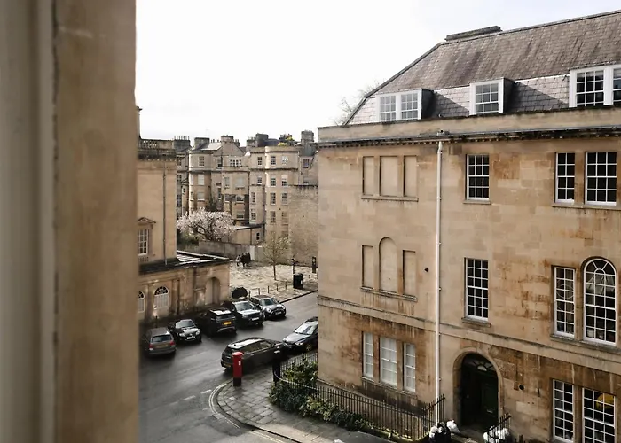 Cambridge House Villa Bath