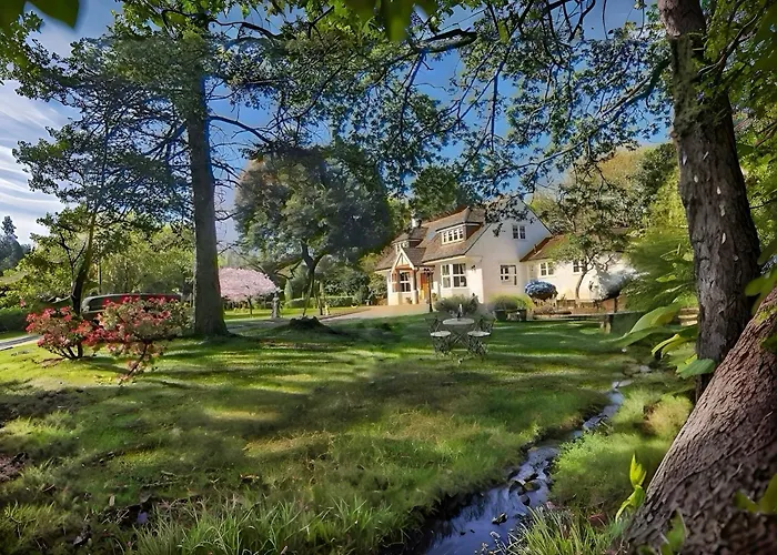 Daweswood - Luxury Cottage, Lake Access & Hot Tub Canterbury