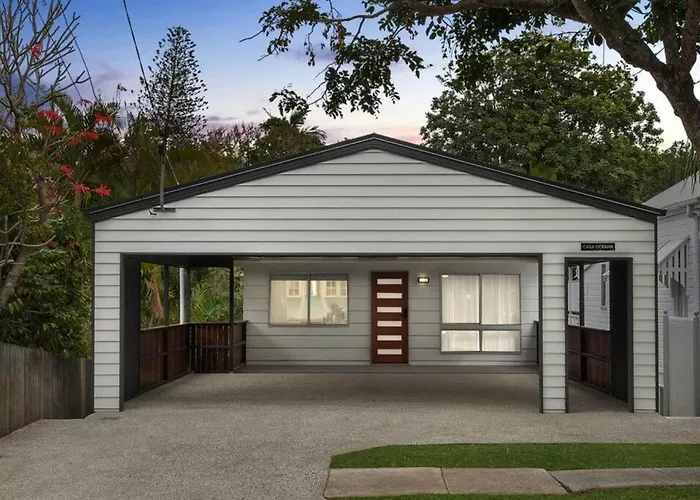 Relaxation 2Br/1.5Ba House W Parking Near Beach Brisbane