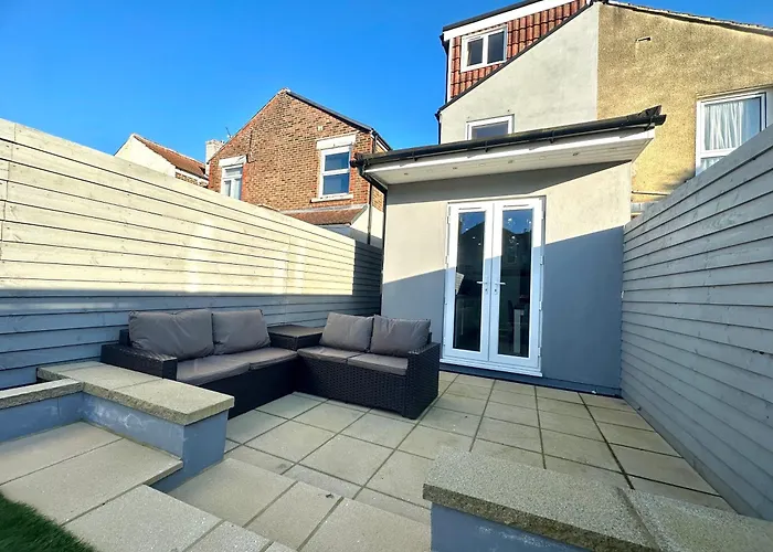 Open Mind Property - 6 Luxury Bedrooms With Free Parking Portsmouth