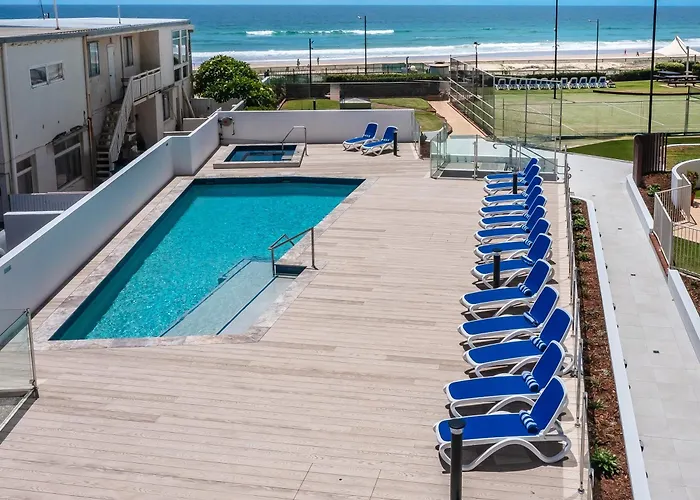 Breakers North Absolute Beachfront Apartments - Official Gold Coast