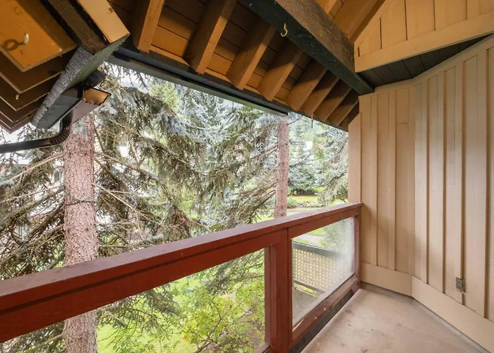 Snowberry 20 By Outpost Whistler Villa