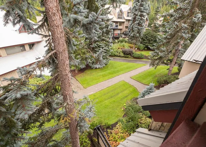 Snowberry 20 By Outpost Whistler Villa