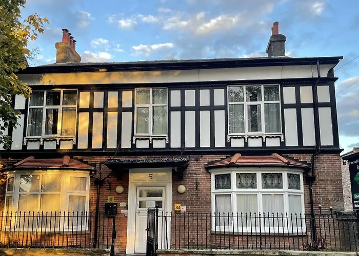 Emerald Residence York