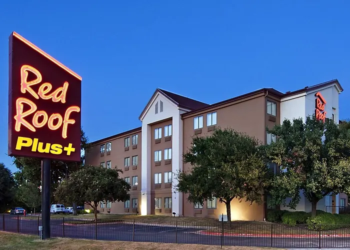 Red Roof Inn Plus Austin South - Airport