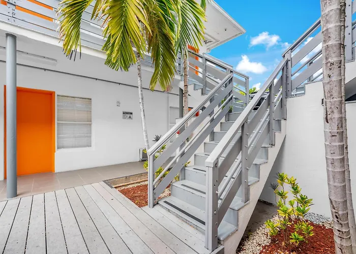 Travelodge By Wyndham Miami Biscayne Bay