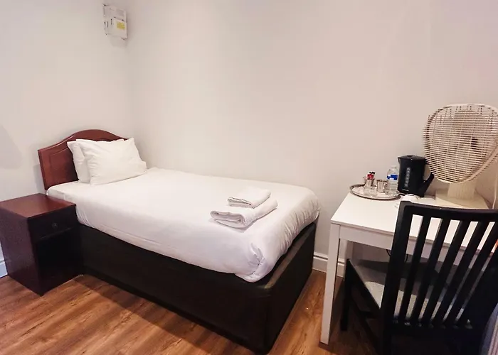Sinai Hotel London